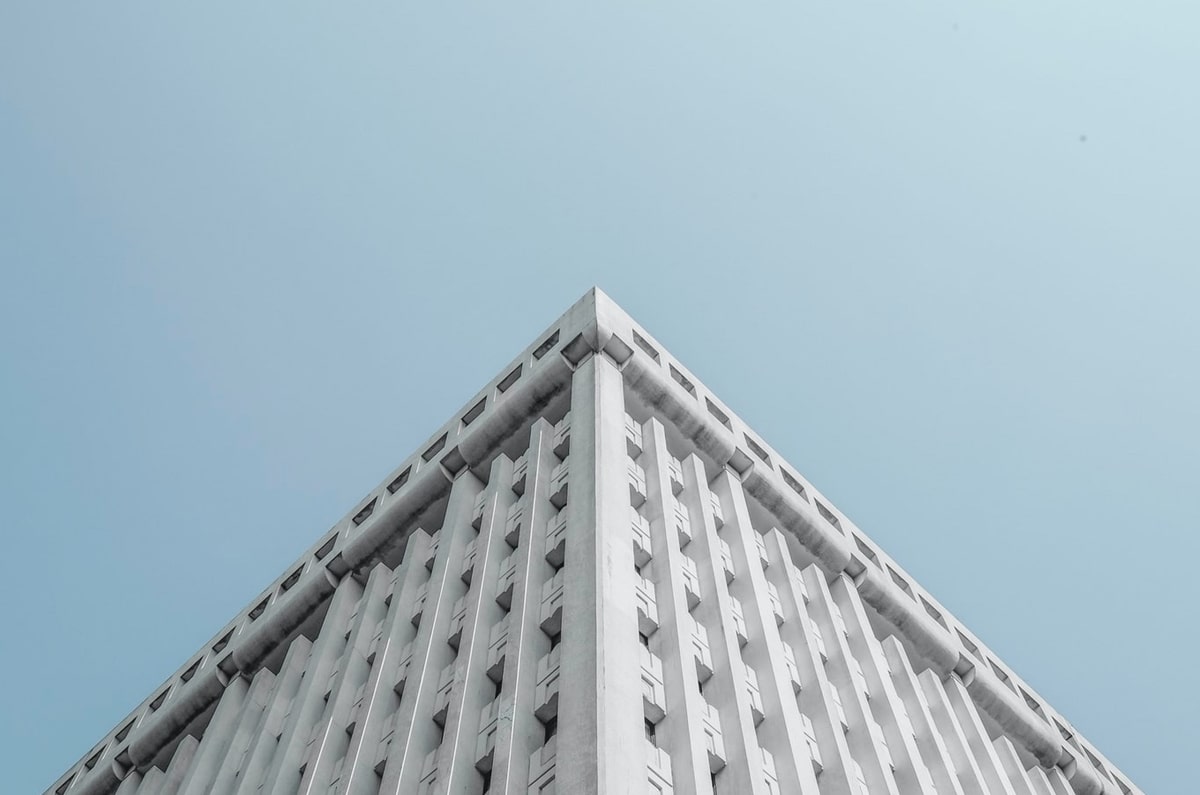 悬念拉满！曼联中场引援接洽多人，三要素定最终人选，谁能圆梦